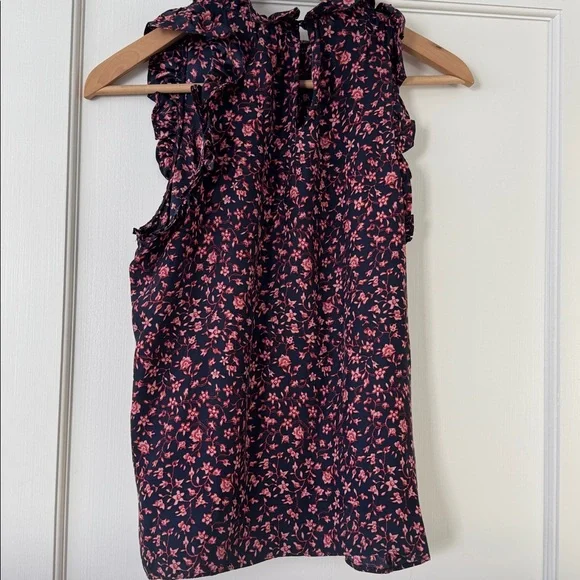 Frame Namu Flounce Sleeveless Top In Navy Floral Size Small - Picture 4 of 7